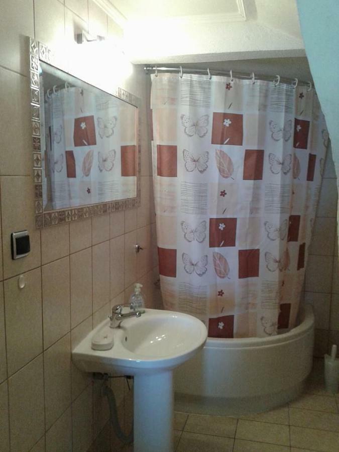 Gatos Apartment Skála Marión Екстериор снимка